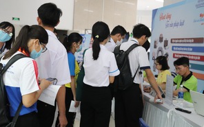 Rộn ràng các gian hàng triển lãm tại ngày hội Sinh viên Thành phố Hồ Chí Minh