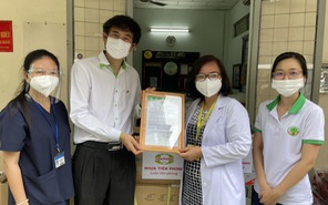Bệnh viện Nhi Đồng 2 tiếp nhận 2 máy thở hiện đại