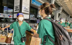 Giảng viên, sinh viên trường Cao đẳng Y tế Bạch Mai kết thúc 45 ngày hỗ trợ TP.HCM chống dịch