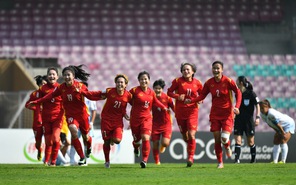 Hai trường ĐH tại TP.HCM cấp học bổng, tuyển thẳng đội tuyển bóng đá nữ Việt Nam