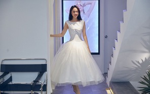 Váy chụp ảnh cưới của Minh Hằng mất hơn 1 tháng chuẩn bị