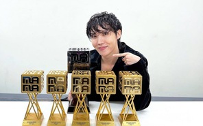 BTS trở thành nghệ sĩ đầu tiên giành giải MAMA bạch kim