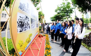 Khai mạc triển lãm kỷ niệm 55 năm cuộc Tổng tiến công và nổi dậy Xuân Mậu Thân