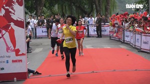 Giải chạy Kizuna Ekiden vì an toàn giao thông Việt Nam