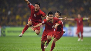 Đức Huy và Anh Đức lọt top 10 bàn thắng đẹp nhất AFF Cup