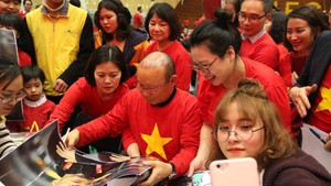 HLV Park nhắn nhủ du học sinh Việt 'giữ lửa nhiệt tình'