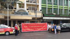 Bị lừa 15.000 tỉ đồng: hoa mắt với bẫy lãi suất khủng của Ifan