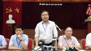 Đã xác định người để lọt đề thi văn, toán lớp 10 Hà Nội