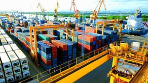 Cắt giảm, đơn giản hoá 50% điều kiện kinh doanh