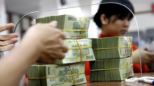 Ngân hàng Nhà nước 'siết' vốn vào bất động sản, tiêu dùng