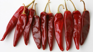 Bột ớt Paprika: Gia vị biểu tượng của ẩm thực Hungary