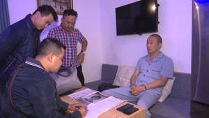 Bắt 5 người Trung Quốc trốn lệnh truy nã tại Đà Nẵng