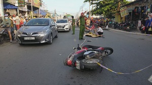 Va quẹt xe máy, người đàn ông tử vong do không đội mũ bảo hiểm