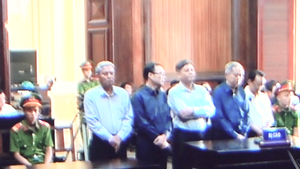 Video: Nguyên Phó chủ tịch UBND TP.HCM Nguyễn Hữu Tín bị đề nghị từ 7-8 năm tù