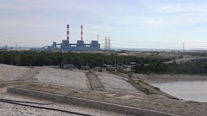 UBND Bình Thuận yêu cầu nhiệt điện Vĩnh Tân ngăn chặn bụi tro xỉ phát tán