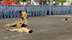 Đặc công hải quân biểu diễn ra quân huấn luyện năm 2019