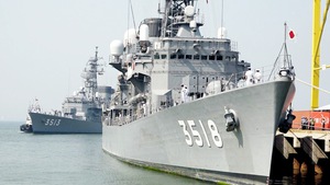 Hai tàu huấn luyện của Nhật Bản thăm Đà Nẵng