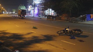 Bị xe máy tông, một người đàn ông tử vong