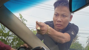 Bắt thêm nghi can vây chặn xe chở công an ở Đồng Nai