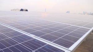 Điện mặt trời ngày càng phổ biến với người dân