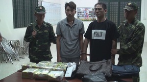 Bắt quả tang vụ vận chuyển 10 kg ma tuý xuyên quốc gia tại Tây Ninh