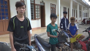 Bắt 4 thanh, thiếu niên bỏ nhà sống lang thang chuyên trộm cắp tài sản