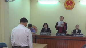 Tòa bác đơn kiện của một Việt kiều đòi Bệnh viện mắt “đền” 53.000 USD