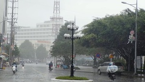 63km đường ngập ở Phú Quốc đã rút nước, dân thấp thỏm khi trời chuyển mưa