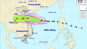 Bão số 4 di chuyển nhanh, dự báo sáng đến trưa mai bão đổ bộ vào Nghệ An – Quảng Bình