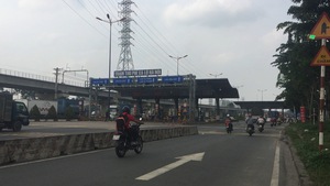 Chuẩn bị tiếp tục thu phí qua trạm Xa lộ Hà Nội