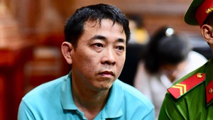 VKS đề nghị 18-19 năm tù đối với cựu tổng giám đốc VN Pharma Nguyễn Minh Hùng