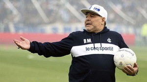 Video: Tòa án yêu cầu bảo quản thi thể Maradona
