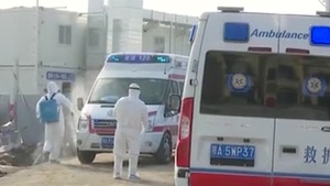 Video: Những hình ảnh bên trong bệnh viện dã chiến ở Vũ Hán