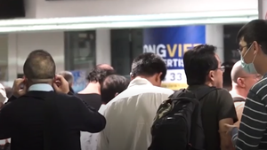 Video: Nhiều hành khách trên chuyến bay từ Anh, Malaysia về Cần Thơ nhiễm COVID-19