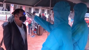 Video: 700 người từ Bệnh viện Bạch Mai về đều âm tính với COVID-19