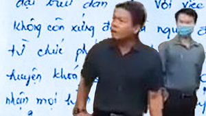 Video: Phó chủ tịch HĐND huyện Hớn Quản viết thư tay xin từ chức