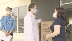 Video: Tặng máy lọc nước và 1000 bộ test kit thử Sars-Cov-2 cho Sở Y tế TP.HCM