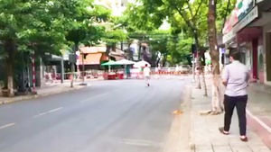 Video: Cuộc sống bên trong khu vực bị phong tỏa ở Đà Nẵng
