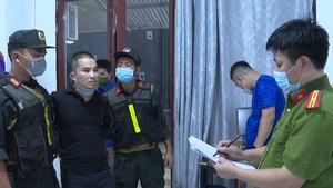 Video: Băng nhóm Tuấn ‘tồ’ bị bắt ở Phú Thọ, nhiều nạn nhân đã 'sập bẫy'