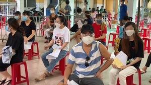 Video: Gần 1,5 triệu liều vắc xin Pfizer Mỹ tặng vừa về đến Việt Nam
