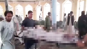 Video: Những hình ảnh thảm khốc vụ đánh bom nhà thờ 50 người chết ở Afghanistan