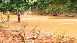 Video: Tìm thấy thi thể người đàn ông bị nước cuốn khi bơi qua sông vào rẫy hái cà phê