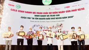 Đêm Gala “Ngày của Phở 12-12” năm 2021: Vinh danh Hoa hồi vàng, Hoa hồi bạc và Hoa hồi Nhân ái