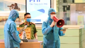 Video nóng: Bộ Y tế họp khẩn với TP.HCM, Bình Dương sau ca nghi nhiễm là nhân viên Tân Sơn Nhất