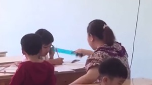 Video: Xác minh clip cô giáo đánh liên tiếp vào tay học sinh