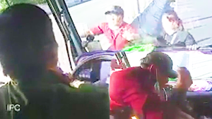 Video: Điều tra vụ tài xế xe tải bị chặn đánh tới tấp trên cao tốc TP.HCM - Trung Lương