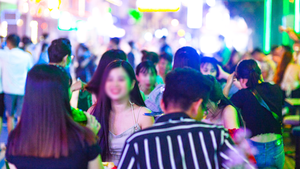 Video: Karaoke, bar, vũ trường ở TP.HCM tạm dừng hoạt động từ 18h ngày 30-4