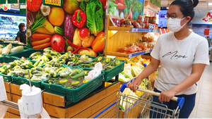 Video: Sức mua tại các siêu thị tăng, nhưng nguồn hàng vẫn dồi dào, giá ổn định