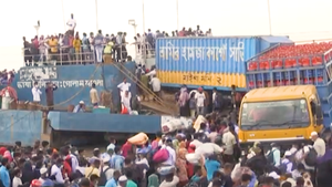 Video: Người lao động ùn ùn rời thủ đô Bangladesh trước giờ phong tỏa
