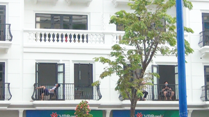 Video: Phong tỏa VP Bank chi nhánh Tiền Giang vì có 6 nhân viên dương tính